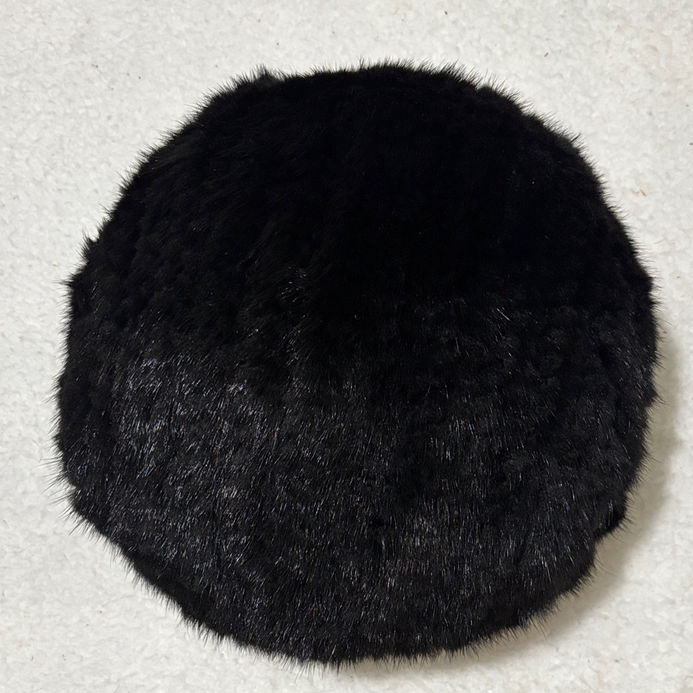 Black Dena mink fur hat women’s OSFA very soft and beautiful